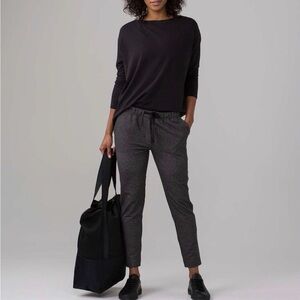 Lululemon jet crop slim trouser